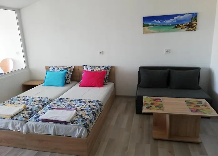 студио ралица Ahtopol